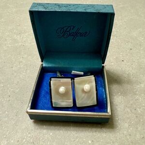 Balfour Vintage Mother of Pearl Cufflinks